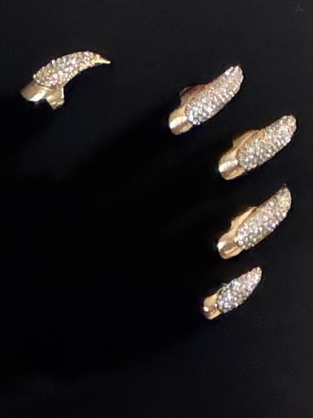 Gold Crystal Claw Tips/ glove is not included